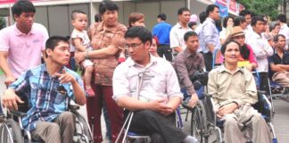 Bảo hiểm y tế cho người khuyết tật: Thủ tục cấp, mức hưởng